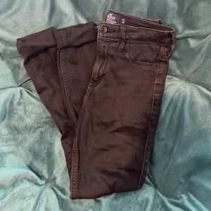 Hollister distressed skinny jeans